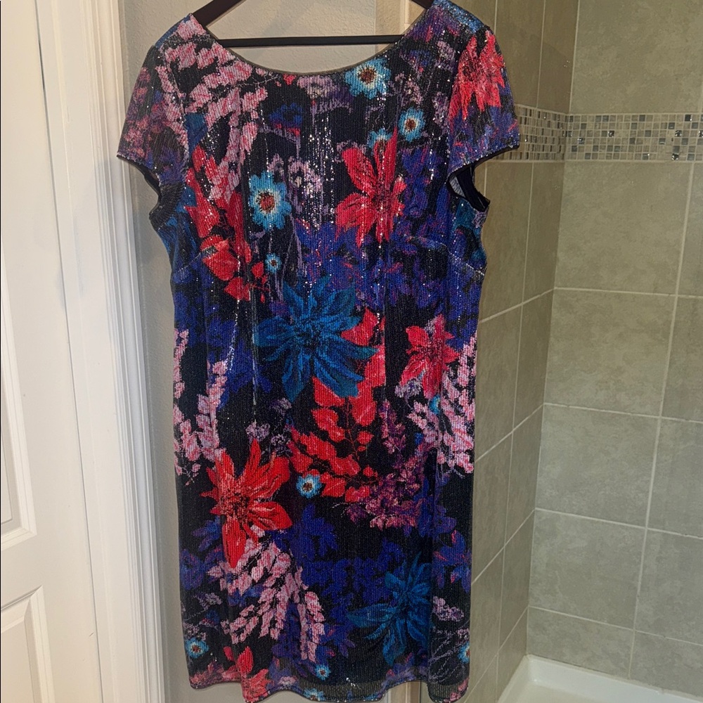 Adrianna Papell Floral Sequin Dress Size 16W